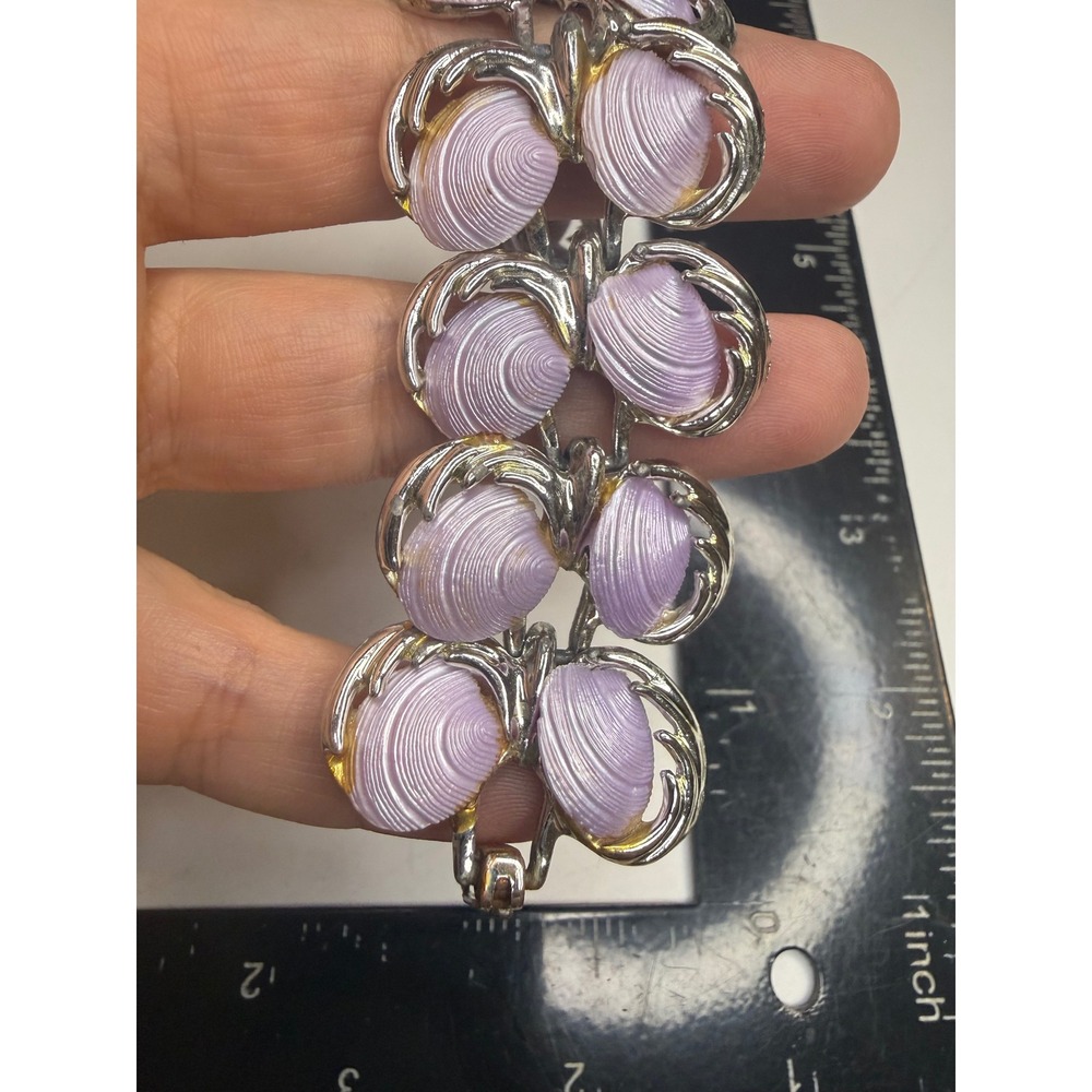 Lavender Purple Seashell Link Bracelet Silver Tone Coastal Nautical Jewelry